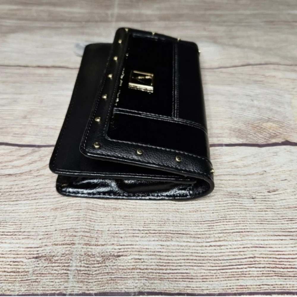 Victoria's secret tech black gold studded Wristlet clutch wallet - Picture 6 of 10